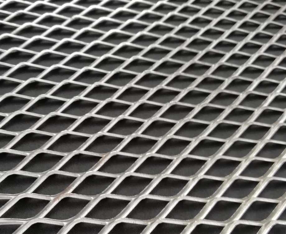 Expanded Mesh